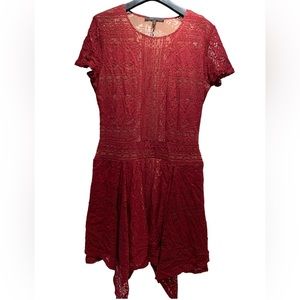 BCBG maxazria crew neck purple dress size M used in very good condition